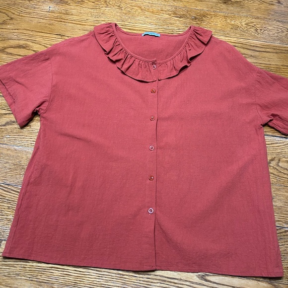 Cellabie rust color button front blouse, ruffle collar, size XL - Picture 1 of 4